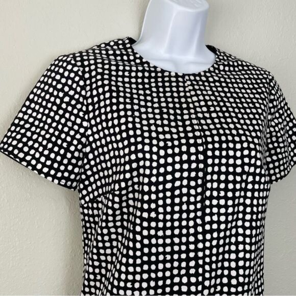 Carlisle black white polka dot front pocket shift dress 0 - Picture 2 of 13
